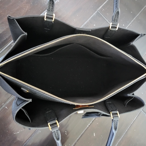 Louis Vuitton Lockme Purse - Picture 7 of 16